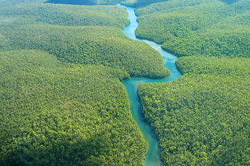 Shared Round-Trip Transfer: Iquitos Airport to Hotels