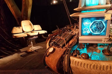 Private Tour: 'Doctor Who' Cardiff TV Locations From London by Black Cab