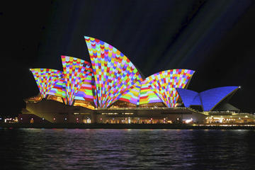 Sydney VIVID Festival: Sydney Harbour Small-Group Luxury Cruise