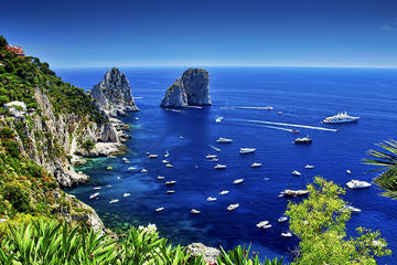 Capri and Tour around the Island from Torre Del Greco