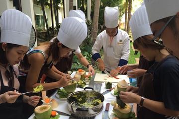 Cooking Class & Dinner at Bong Thom Homestay with tuk tuk transport