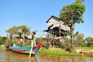 KAMPONG PHLUK and ROULOUS GROUP Private Tour