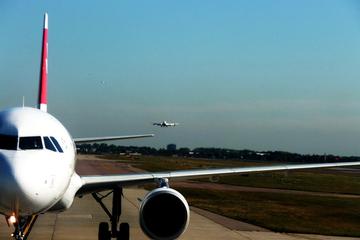 Shared Arrival Transfer: Dubrovnik Airport to Dubrovnik, Cavtat, Orebic and Korcula Town Hotels