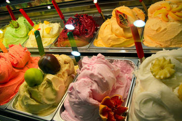 Comida para grupos pequeños a pie por...