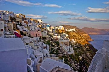 Santorini Shore Excursion: Private Tour of Oia, Fira and the Akrotiri Excavation