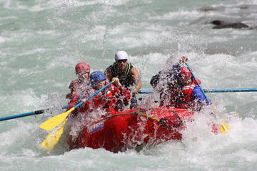 Sunwapta Challenge Whitewater Rafting: Class III Rapids