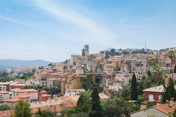 Small-Group Tour: Grasse Perfumery and Nice Wine-Tasting Day Trip from Monaco