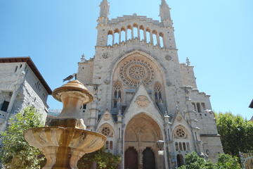 Excursion à Valldemosa et dans la vallée de Sóller à Majorque