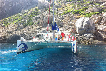 catamaran majorque alcudia baleares snorkeling graphicslib