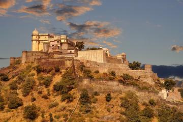 One-Way Private Transfer from Udaipur To Kumbhalgarh City with Pickup