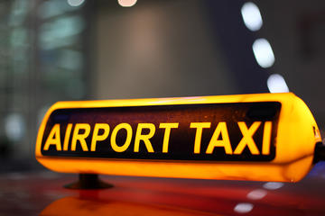 Private Departure Transfer: Any Udaipur Hotel To Maharana Pratap Airport (UDR)