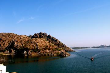 Same Day Trip To an India's second-Largest Artificial lake- Jaisamand Lake
