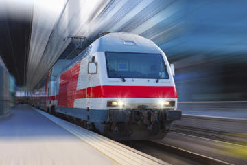 Private Arrival Transfer: Gare de Lyon Saint-Exupery to Lyon Hotel