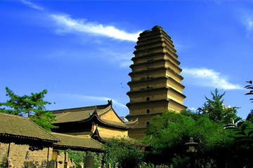 6-Day Xi'an Sightseeing and Deluxe Yangtze River Cruise Tour including Airfare from Xi'an to Chongqing