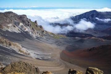 Haleakala National Park and Beyond: Small-Group Luxury Tour by Air and Land
