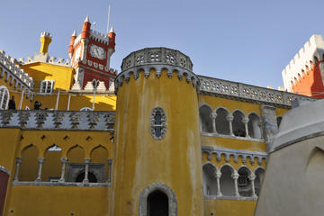 Easter Trip: Sintra Small-Group Tour with Cabo da Roca and Cascais from Lisbon