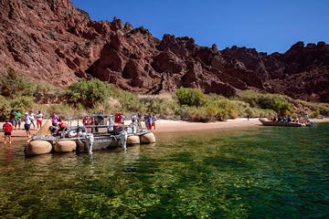 Las Vegas Tour: Grand Canyon Helicopter Flight and Colorado River Float