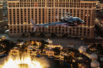Viator Exclusive: VIP Helicopter Strip Flight with Eiffel Tower Dinner