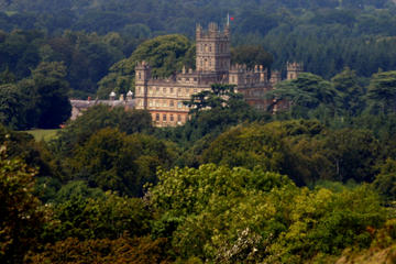 Small-Group 'Downton Abbey' and Highclere Castle Tour from London