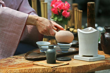 Beijing Private Tour: Temple of Heaven, Hongqiao Market and Kung Fu Show with Peking Duck Dinner