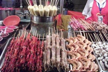 Xi'an Night Bar Hopper with Foodie Experience
