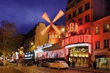 Night Tour - Moulin Rouge Dinner Show with Japanese Assistant