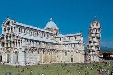 Half-day Pisa Tour from Florence with a Japanese Guide