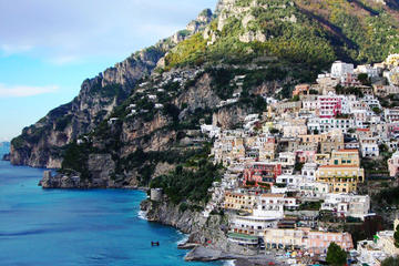 One day Amalfi Coast by Trenitalia from Rome with a English-speaking driver