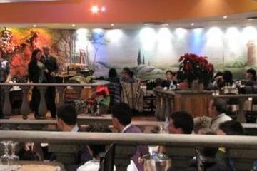 Opera ARIA canzone tour with Dinner (Japanese Guide) - Mybus