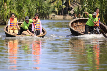 Cam Thanh water coconut village tour (SIC)
