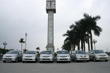 Transfer Danang Airport to hotel in Hue city