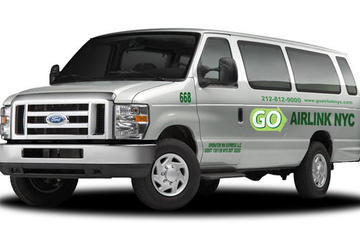 Shared Arrival Transfer: New York Airports to Hotel