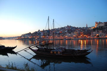 4-Hour Porto City Tour with Six Bridges Cruise and Wine Tasting