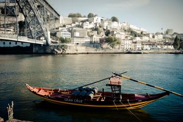 Morning Porto City Tour with Six Bridges Cruise and Lunch