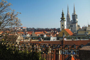 Zagreb Sightseeing Tour with Wine Tasting