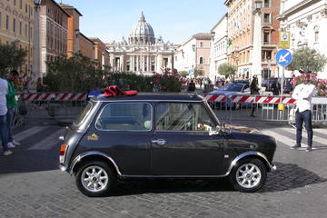 Tour of the Most Beautiful Churches by Mini Vintage Cabriolet