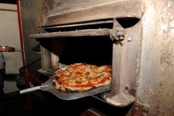 Pizza Walking Tour of Manhattan