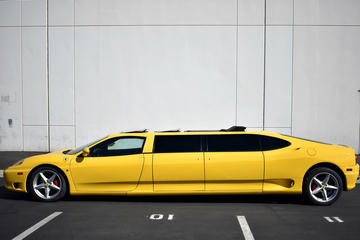 Ferrari Limo Hollywood and Beverly Hills 1 hour tour