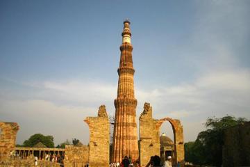 Cultural Trail Around Old Delhi Including Qutub Minar and Chattarpur Temple