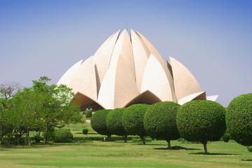 Delhi Morning Temple Tour: Kalkaji Temple, Lotus Temple and Iskcon Temple with Breakfast