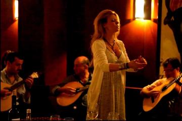Private Lisbon Sightseeing and Traditional Fado Show with Dinner