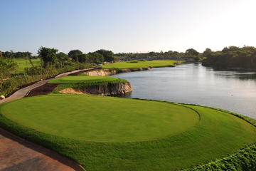 Championship Course 18 holes Designed for Robert Trent Jones II morning tee time