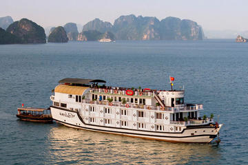 2 Day Bai Tu Long bay-Ha Long bay kayaking overnight on 4 star cruise from Hanoi