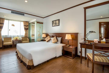 Combo package Ha Noi May de Ville Ha Long Athena Cruise 5 days 4 nights