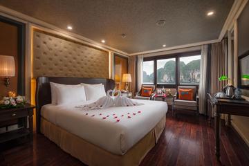 Combo package Ha Noi May de Ville Ha Long Paloma Cruise 5 days 4 nights