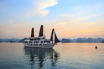 Halong Aclass Stellar Cruise 3 days 2 nights visit Cua Van Floating from Hanoi