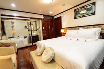 HALONG SILVERSEA 3 DAYS 2 NIGHT VISITING BAI TU LONG AND AMAZING CAVE