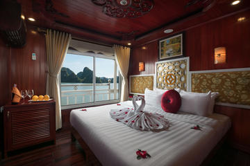 Hanoi - Halong Bay 3 Days 2 Night overnight on 3 star cruise kayaking visit cave