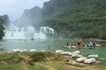 Lac de Ba Be Ban Gioc Waterfall private 3 Days Tour depart from Ha Noi