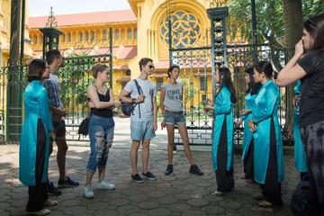 Motorbike tour of city art and tasting food